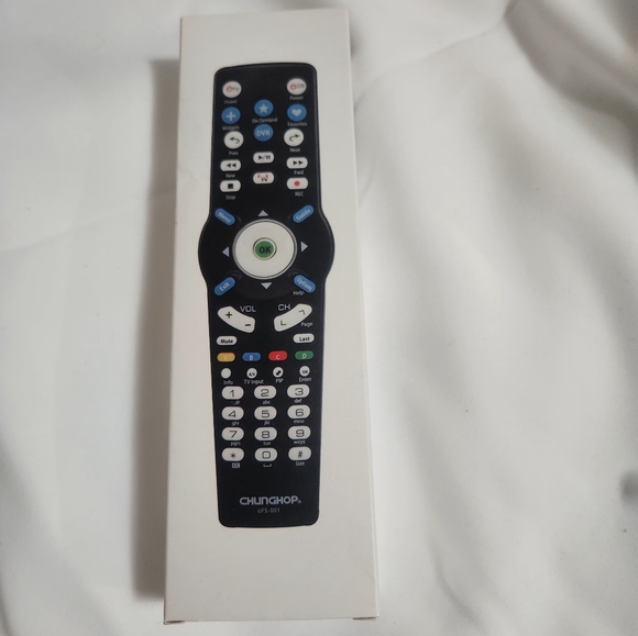 Chunghop Universal Remote2 - Picture 4 of 4